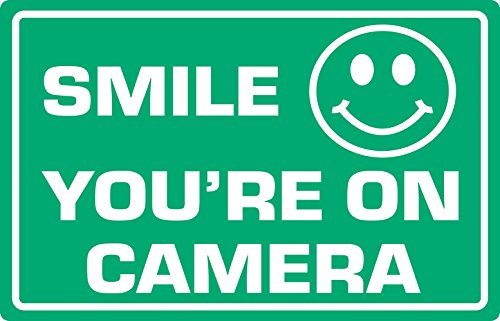 אספקה360 פרימיום חיוך שלך על מצלמה סימן, 2.25 איקס 3.5, אדום / לבן, לייזר חקוק אקריליק ואולטרה סגול